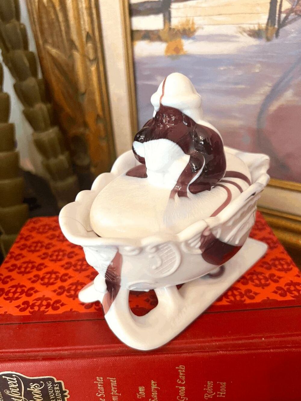 Westmoreland Burgundy & White Swirl Glass Santa Sleigh Covered Candy Dish – Chri